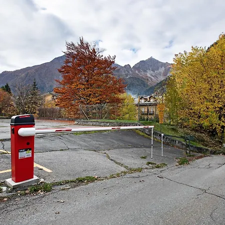 Casa Mountain View Апартаменти Курмайор